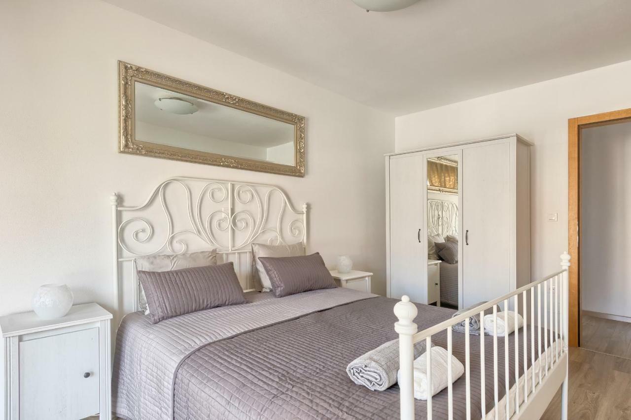 Apartment Peninsula Ližnjan Екстериор снимка